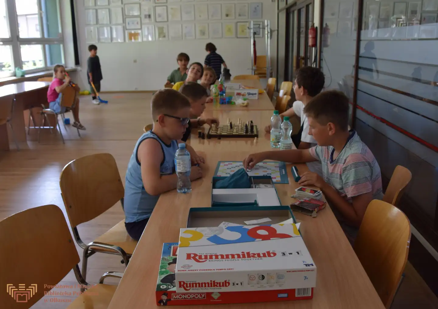 DZIEJE SIĘ W NASZEJ WAKACYJNEJ KRAINIE GIER