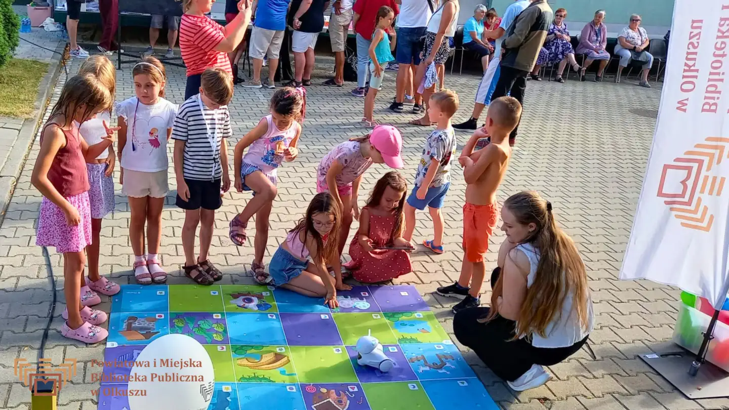 BIBLIOTEKA NA FESTYNIE RODZINNYM W OSIEDLU CENTRUM