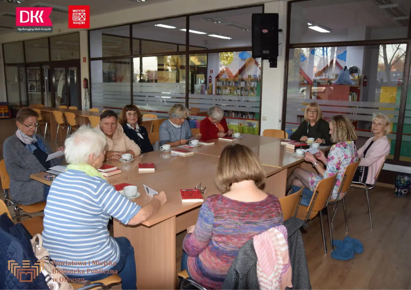 PAŹDZIERNIKOWE SPOTKANIE DYSKUSYJNEGO KLUBU KSIĄŻKI