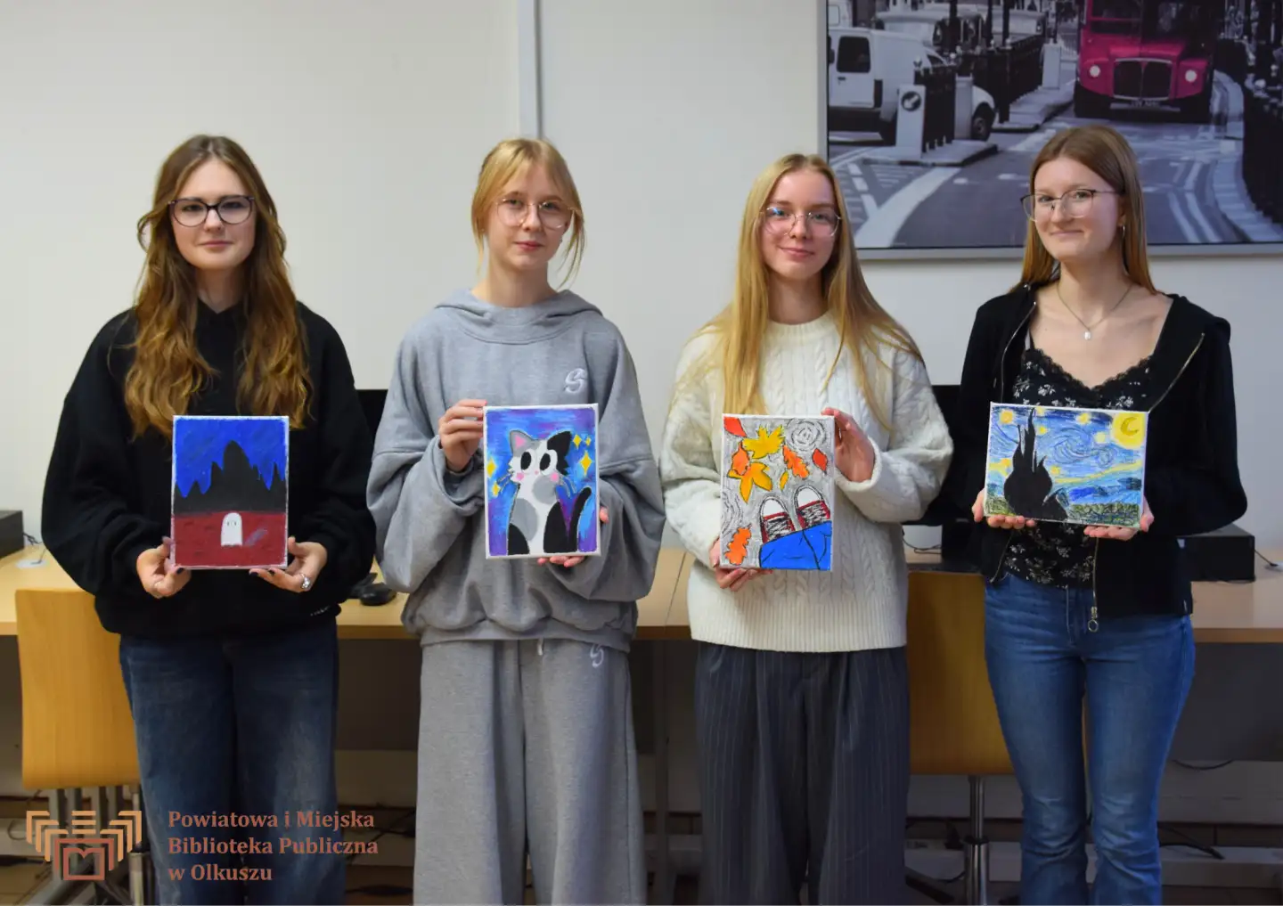 PAŹDZIERNIKOWE SPOTKANIE MŁODZIEŻOWEGO DYSKUSYJNEGO KLUBU KSIĄŻKI