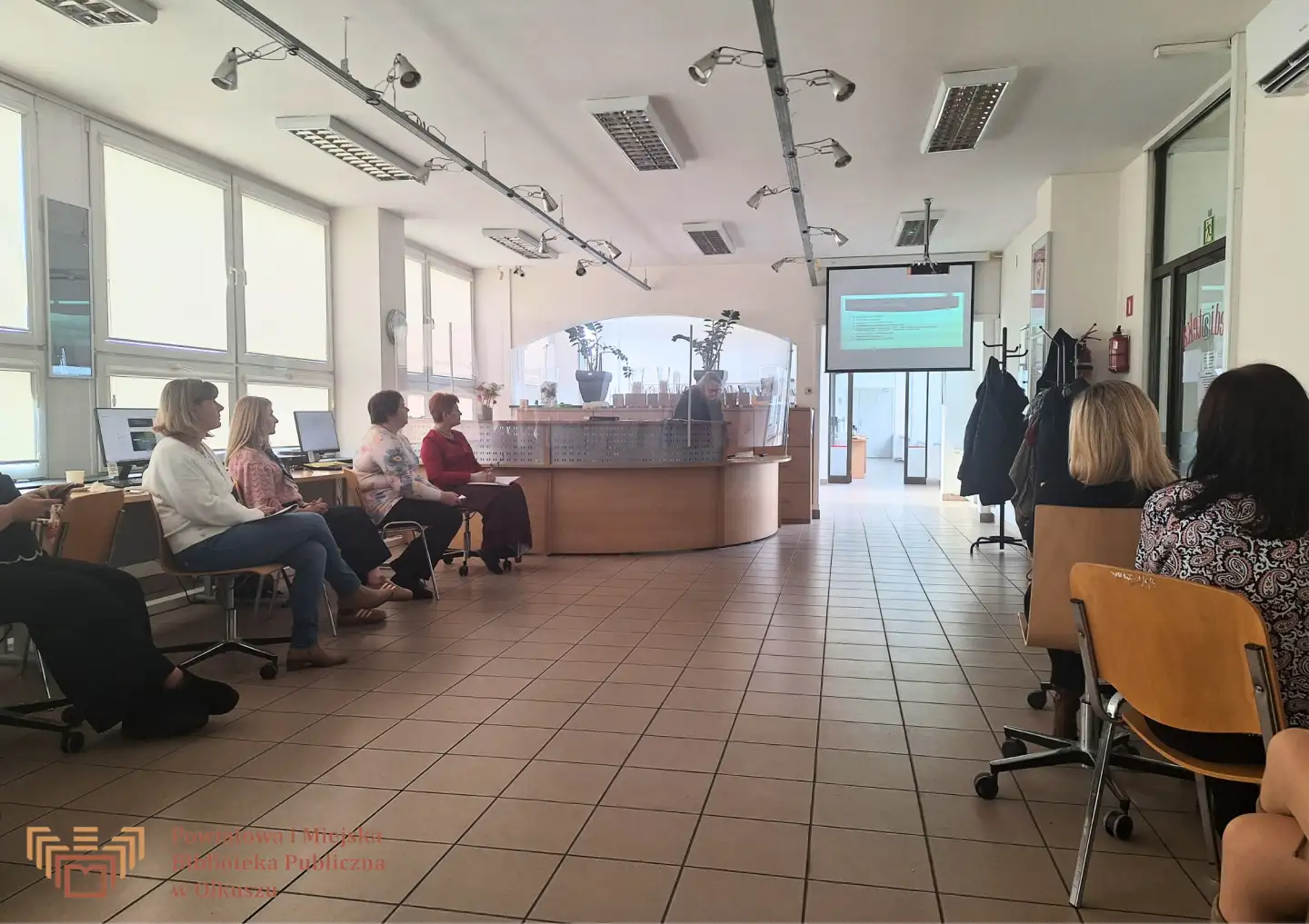 NOWOCZESNY BIBLIOTEKARZ - AUTOMATYZACJA I ANALIZA DANYCH Z POMOCĄ AI